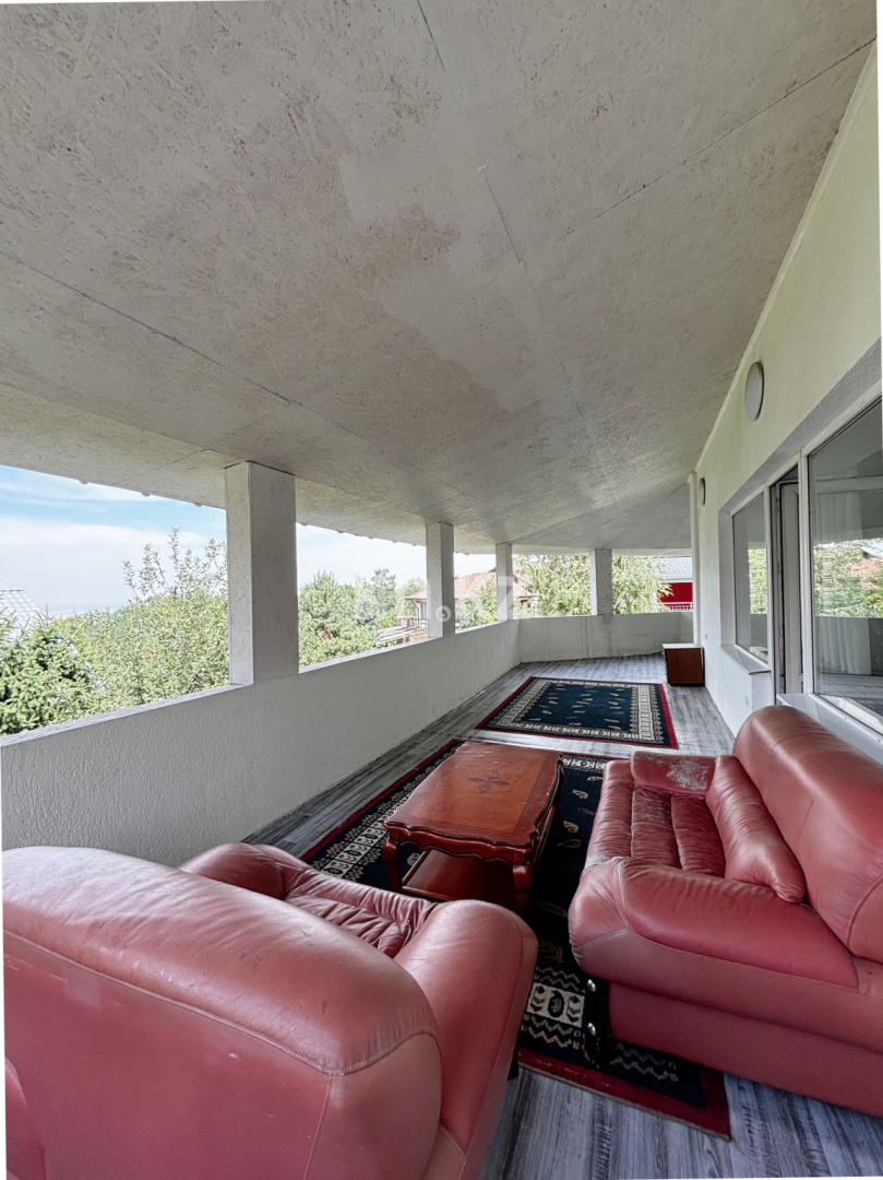 Продажа 6-комнатного дома, 300 м², ул. Оспанова - Продажа домов, коттеджей в Алматы без посредников фото 6 из 15