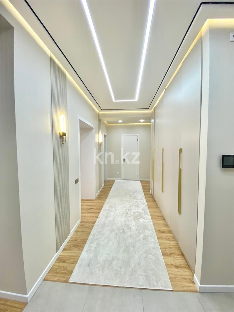 Продажа 3-комнатной квартиры, 103 м², ул. Момышулы - Продажа квартир в Караганде фото 12 из 20