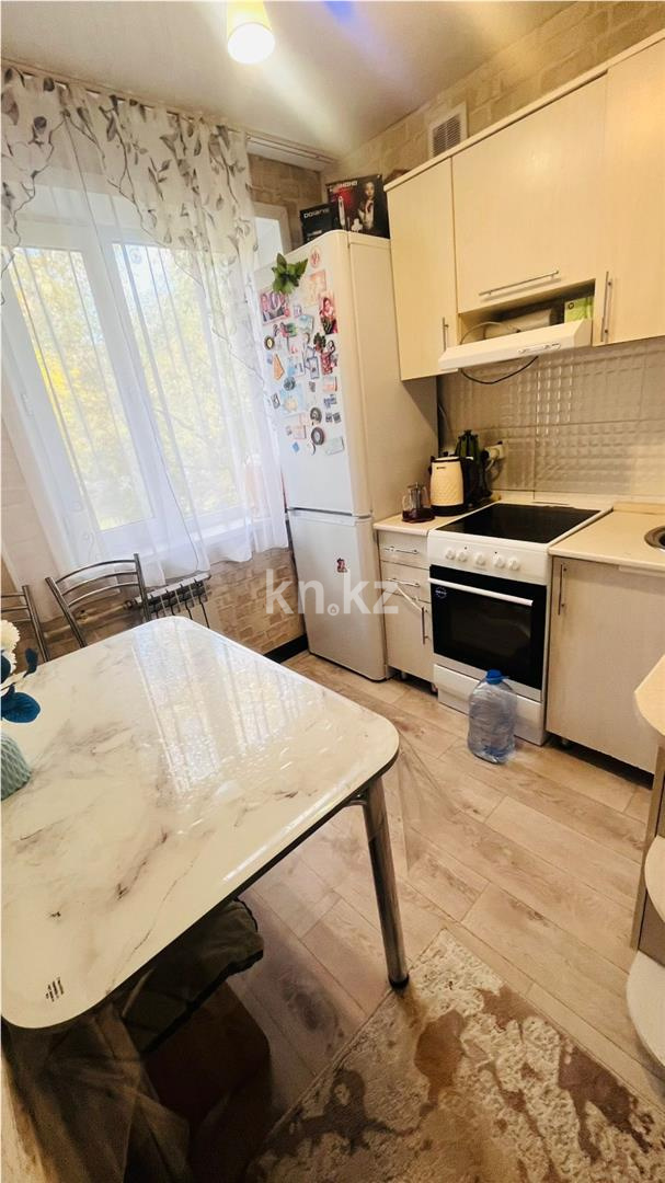 Продажа 4-комнатной квартиры, 62 м², мкр-н 16 - Продажа квартир в Караганде фото 18 из 22