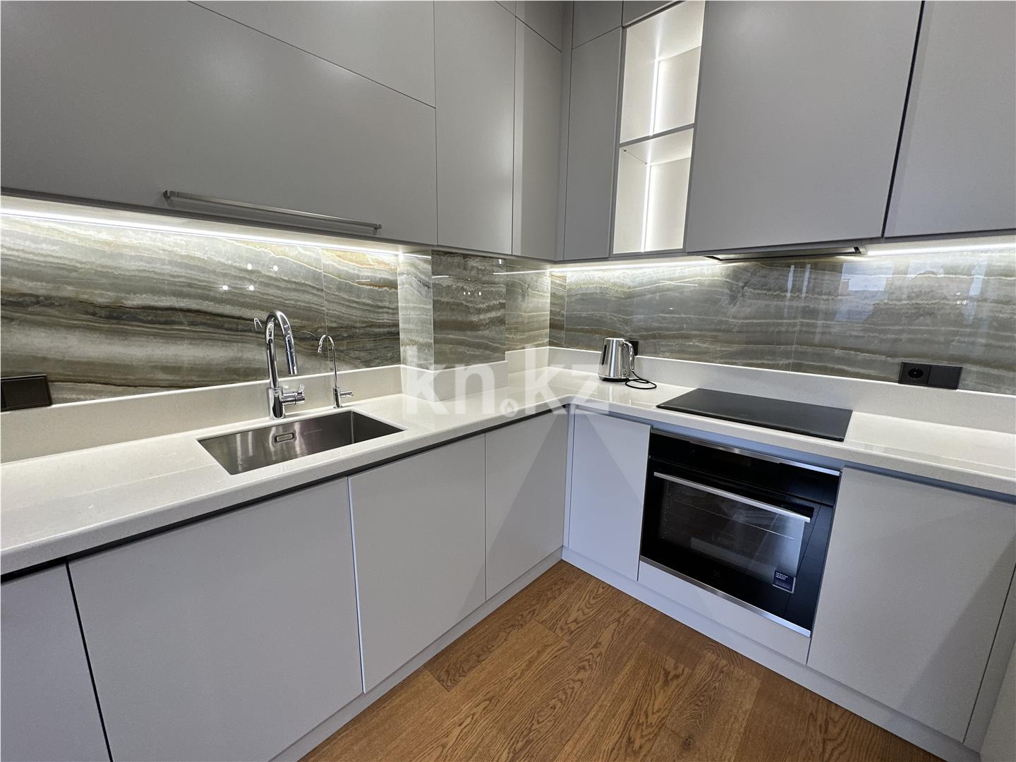 Продажа 4-комнатной квартиры, 105 м², мкр-н Степной-3 - Продажа  четырехкомнатных квартир в Караганде фото 3 из 24