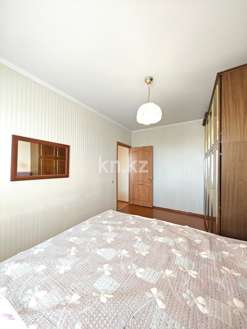 Продажа 4-комнатной квартиры, 75 м², пр. Шахтеров, дом  7 - Продажа  четырехкомнатных квартир в Караганде с фото фото 4 из 20