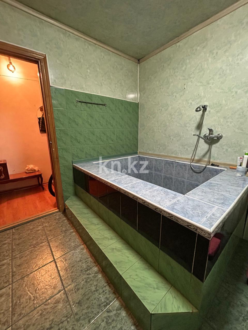 Продажа 1-комнатной квартиры, 45 м² - Продажа однокомнатных квартир в Усть-Каменогорске фото 8 из 14