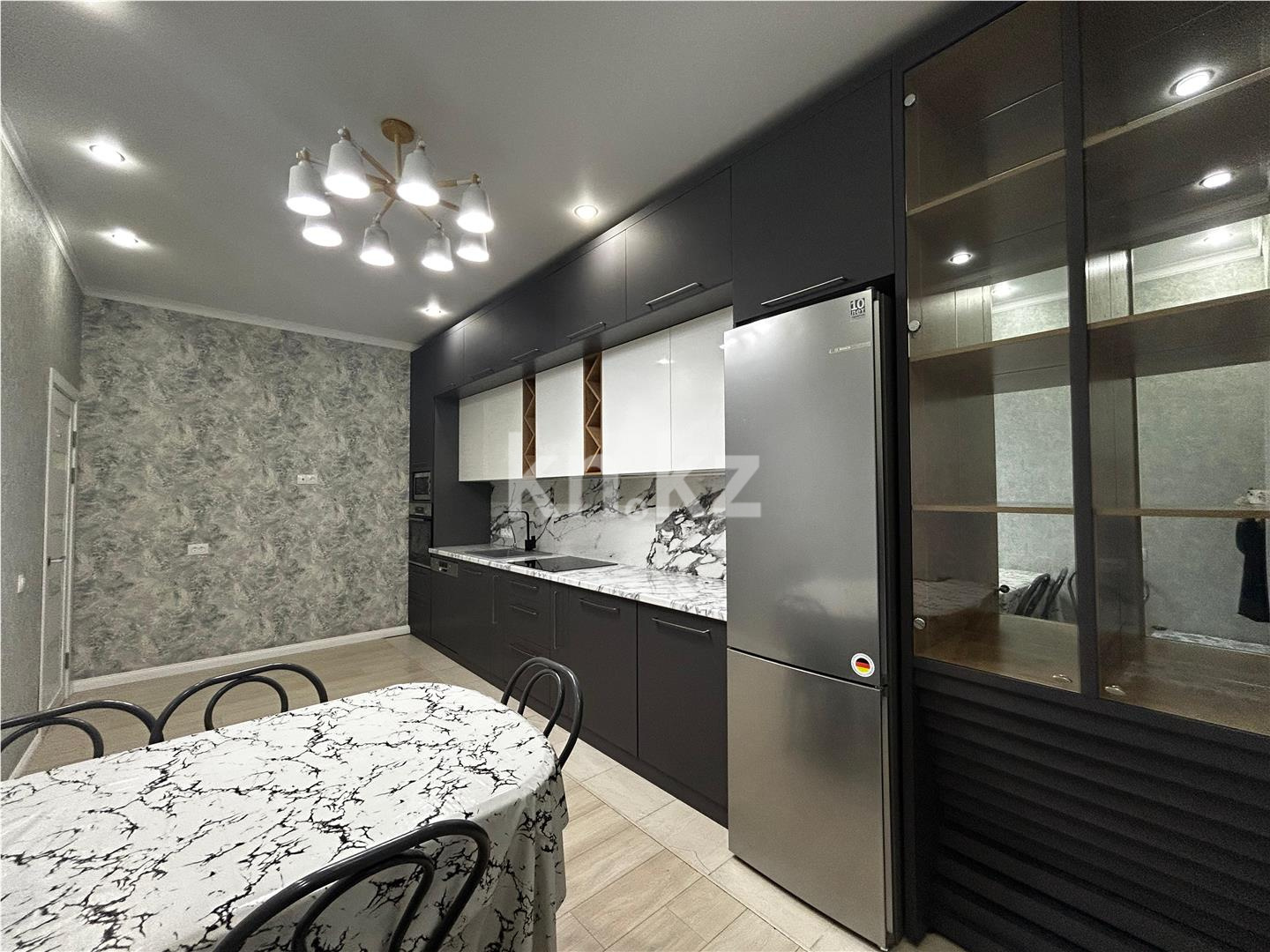 Продажа 4-комнатной квартиры, 119 м² - Продажа  четырехкомнатных квартир в Караганде фото 3 из 19