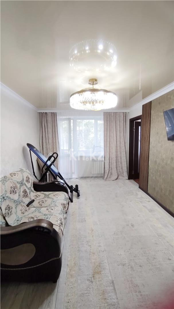 Продажа 3-комнатной квартиры, 48 м², мкр-н 13 - Продажа квартир в Казахстане фото 1 из 13