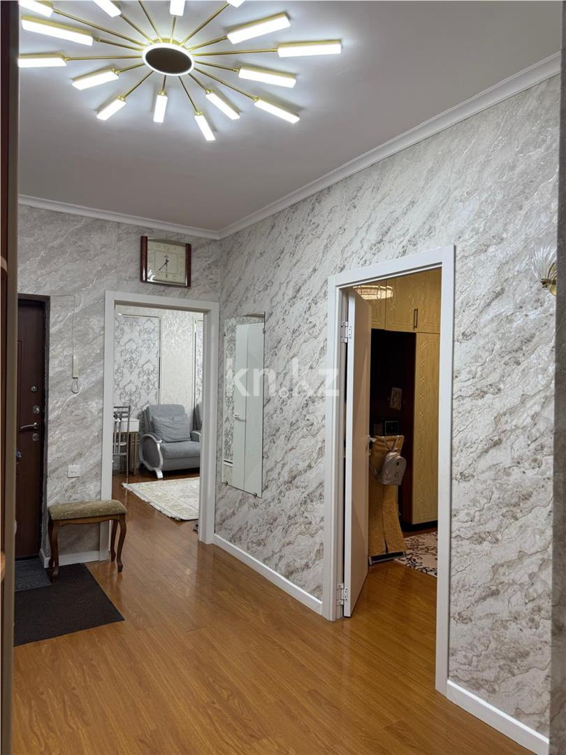 Продажа 3-комнатной квартиры, 90 м², пр. Шахтеров - Продажа квартир в Караганде фото 13 из 14