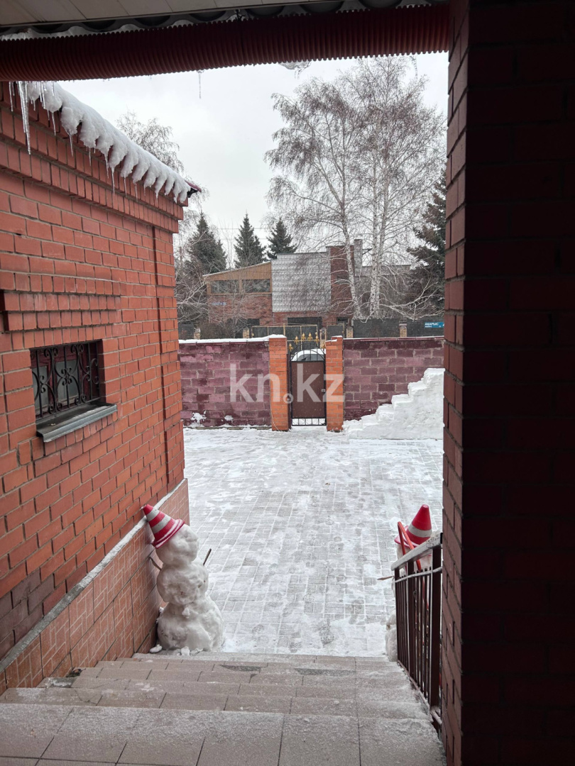 Аренда 8-комнатного дома, 392 м², ул. Акарыс - Аренда домов в Астане фото 30 из 37