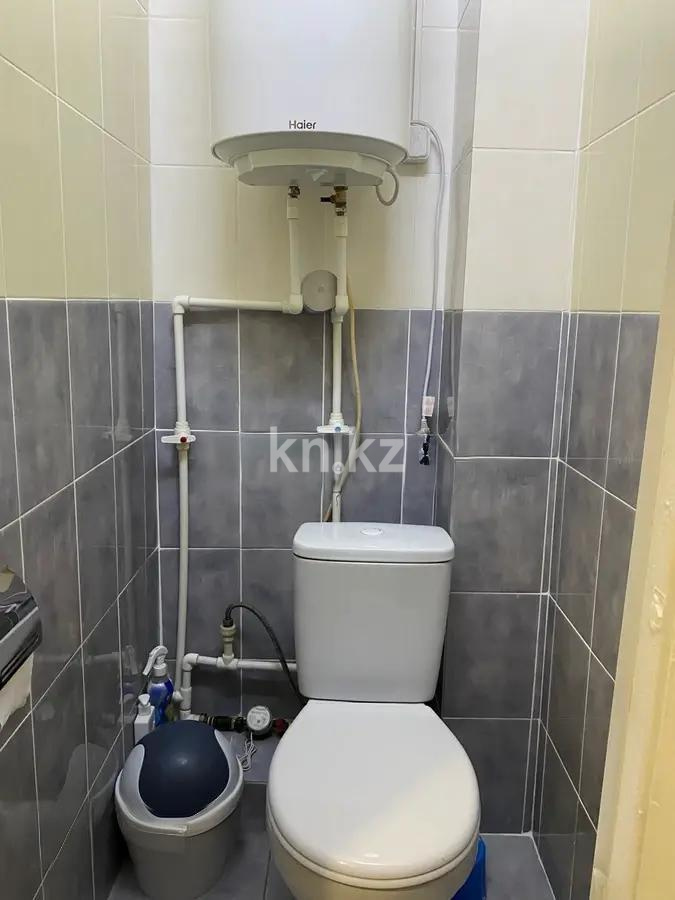 Продажа 3-комнатной квартиры, 58 м², мкр-н Восток-3, дом  18 в Караганде - фото 6