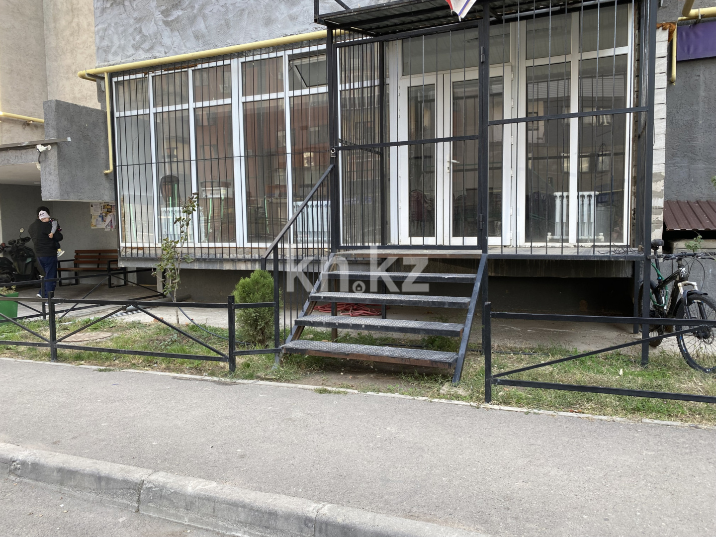 Продажа , 48 м², ул. Жунисова, дом  14/12 - ул. Толе би - Продажа офисных и торговых помещений в Алматы с фото фото 1 из 5