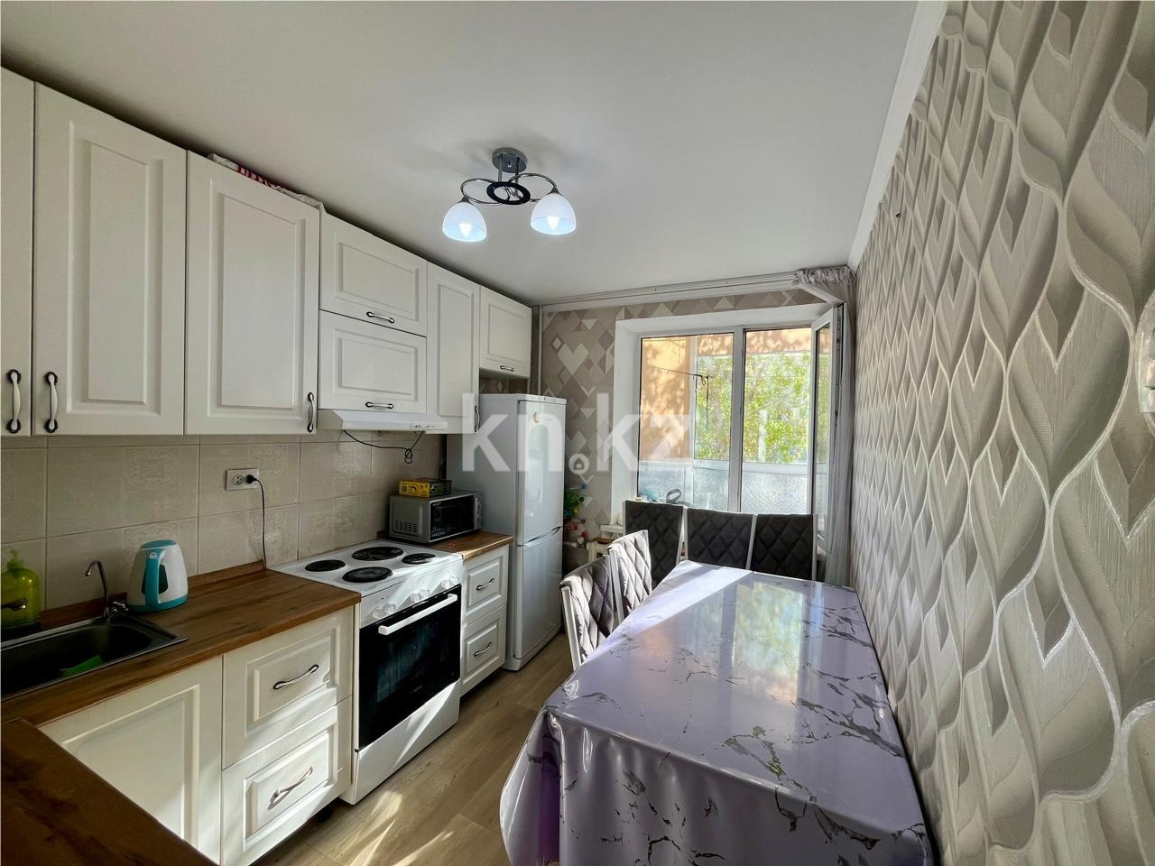 Продажа 4-комнатной квартиры, 75 м² в Караганде