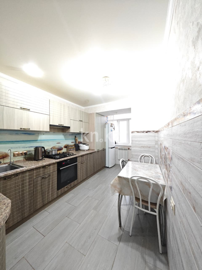 Продажа 4-комнатной квартиры, 78 м², пр. Республики, дом  4 - Продажа квартир в Караганде с фото фото 3 из 21