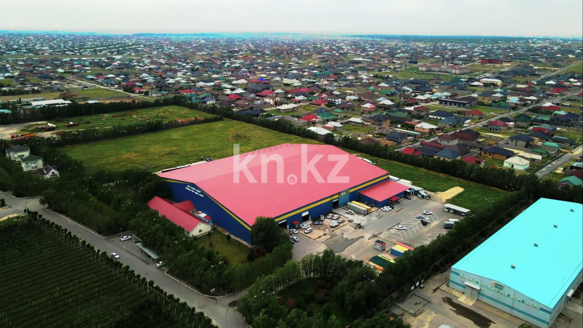 Аренда базы, 1000 м² - Недвижимость в Шымкенте - страница 2 фото 8 из 9