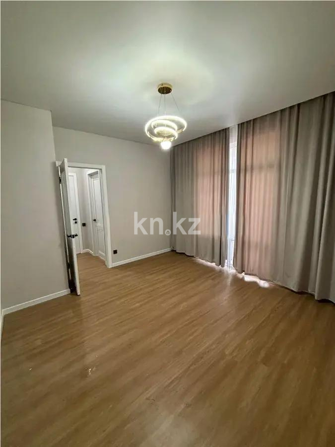 Продажа 1-комнатной квартиры, 36 м², ул. Айтматова, дом  77/7 в Астане