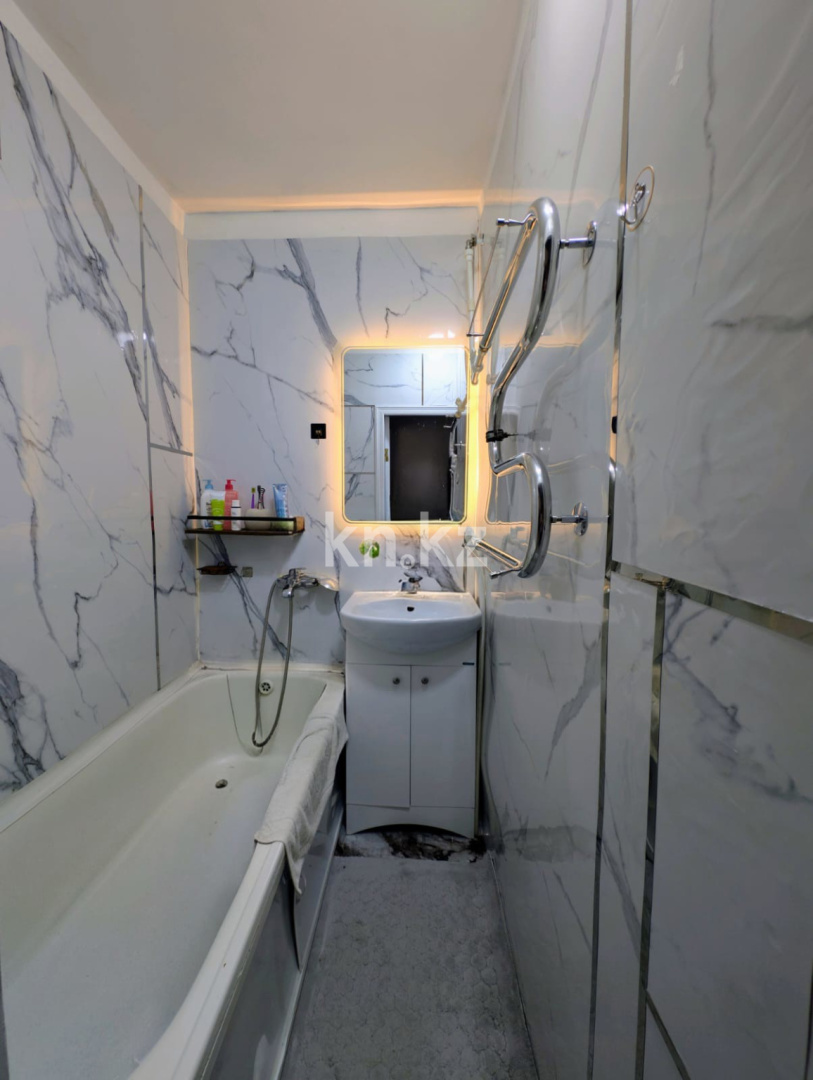 Продажа 3-комнатной квартиры, 61.7 м² в Уральске - фото 10