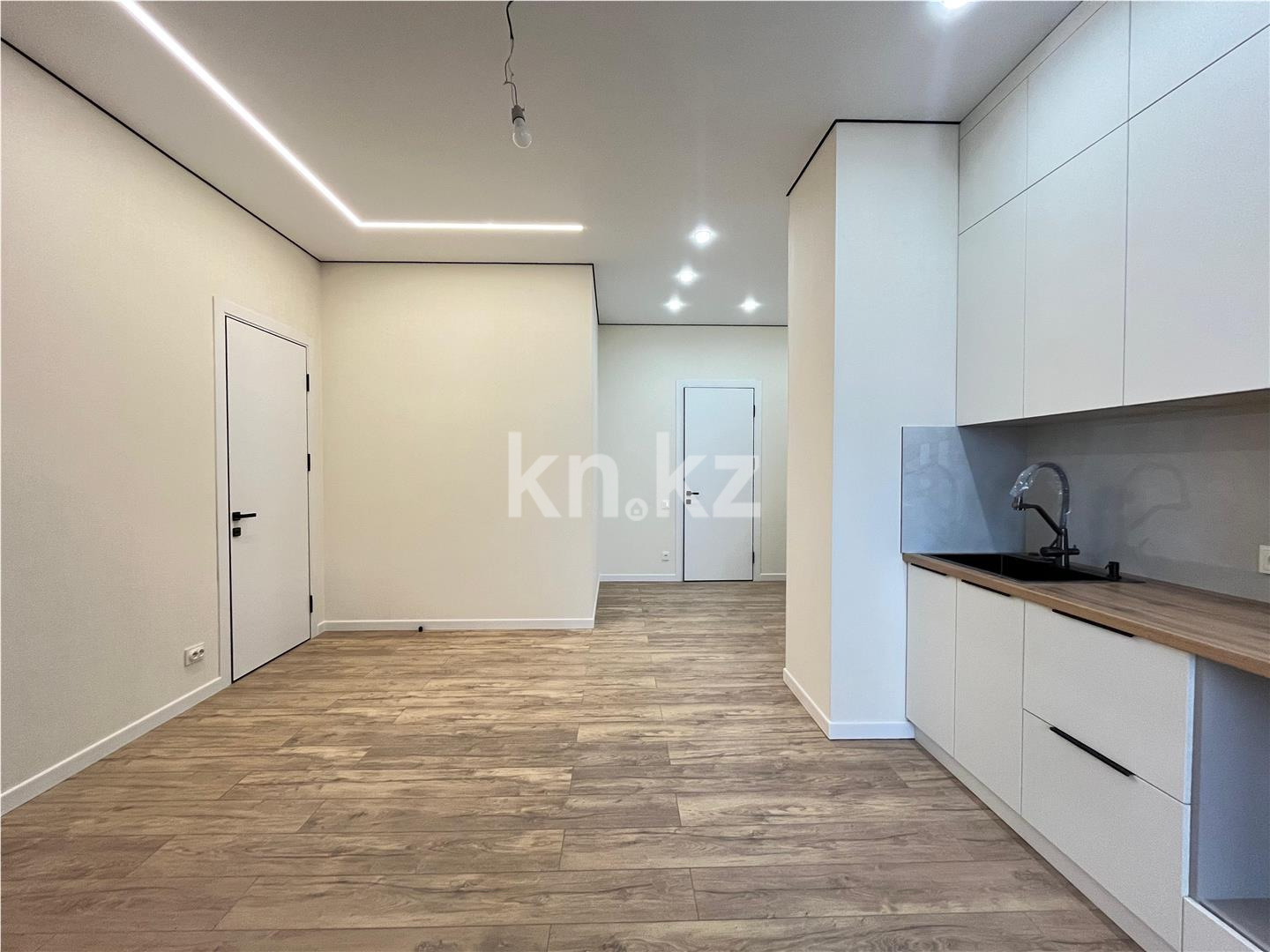 Продажа 2-комнатной квартиры, 44 м², ул. Ашимова, дом  7/1 в Караганде - фото 5