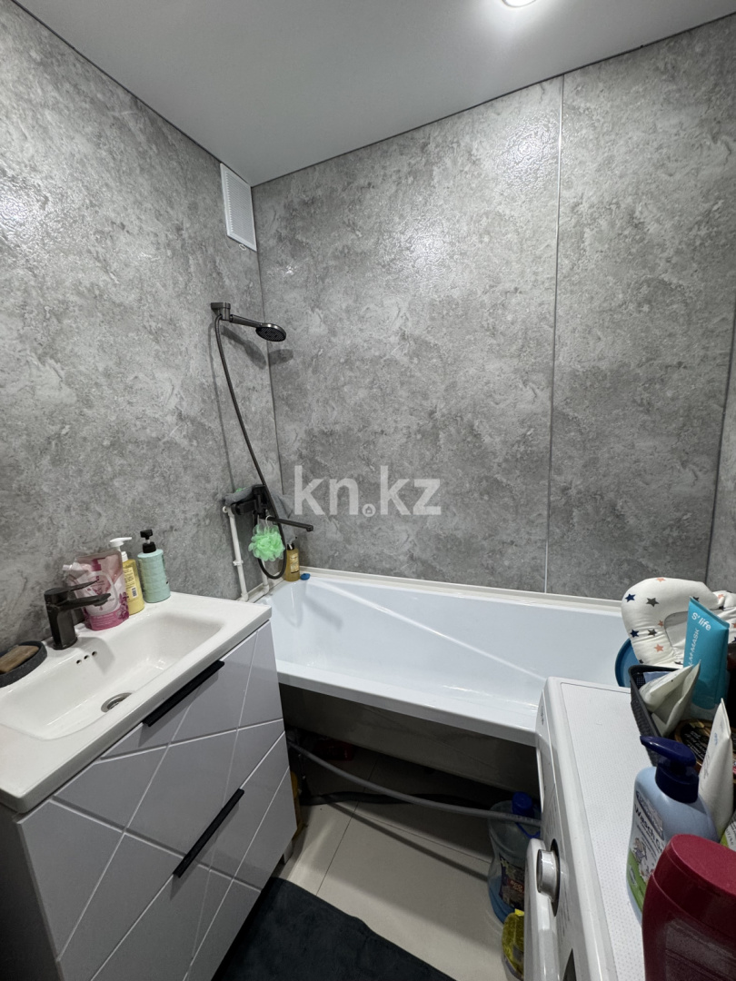 Продажа 3-комнатной квартиры, 64.3 м² в Караганде - фото 15