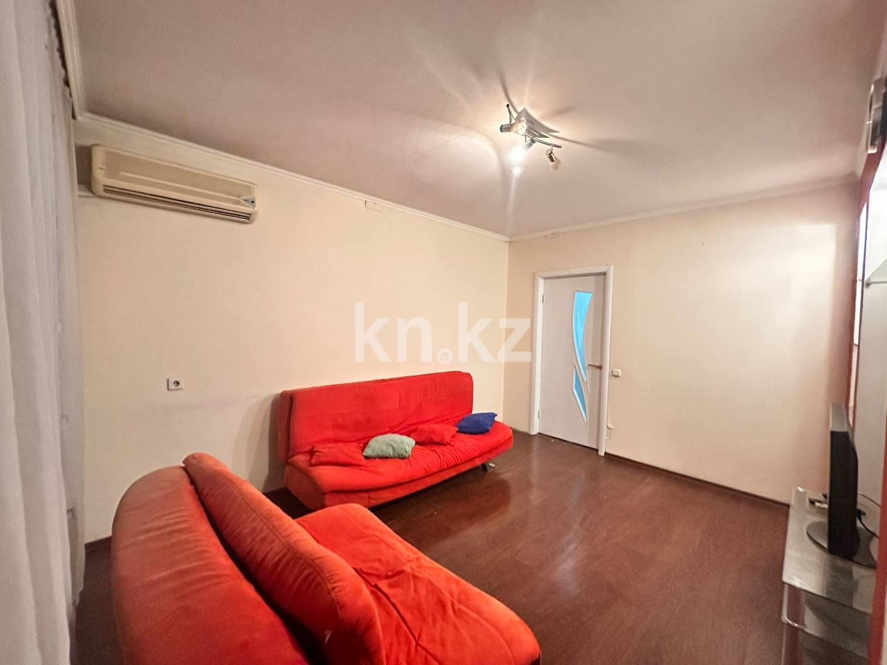 Продажа 1-комнатной квартиры, 51 м², ул. Ермекова - Продажа  однокомнатных квартир в Караганде с фото фото 2 из 13