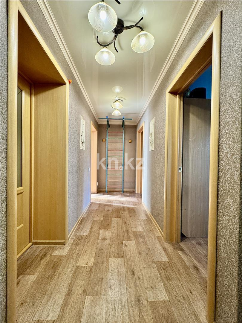 Продажа 3-комнатной квартиры, 93 м², ул. Гоголя, дом  46/3 - Продажа квартир в Караганде фото 22 из 40