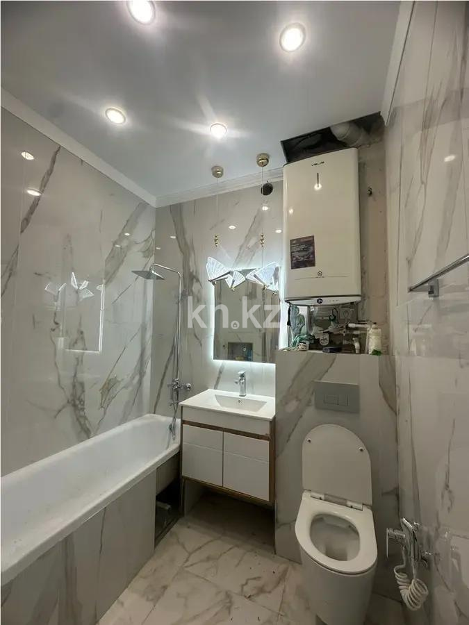 Продажа 3-комнатной квартиры, 85 м², 137 учетный квартал, дом  349 в Караганде - фото 5