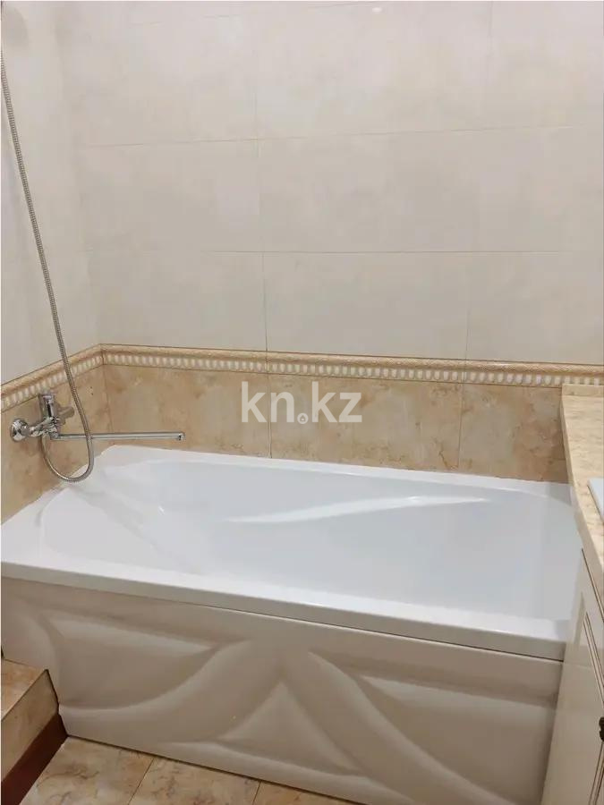 Продажа 3-комнатной квартиры, 78 м², пр. Улы Дала, дом  45 в Астане - фото 5