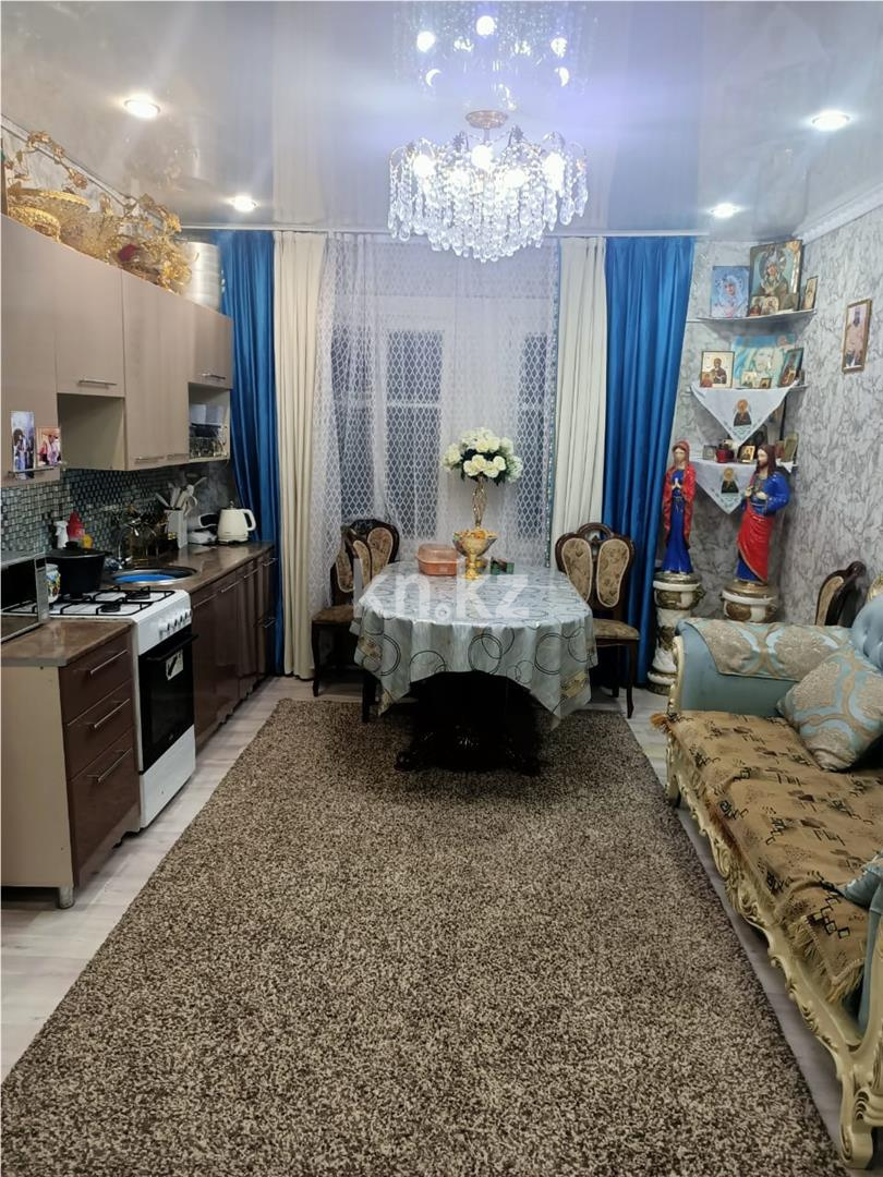 Продажа 3-комнатной квартиры, 59 м², ул. Абая - Продажа квартир в Темиртау фото 1 из 7