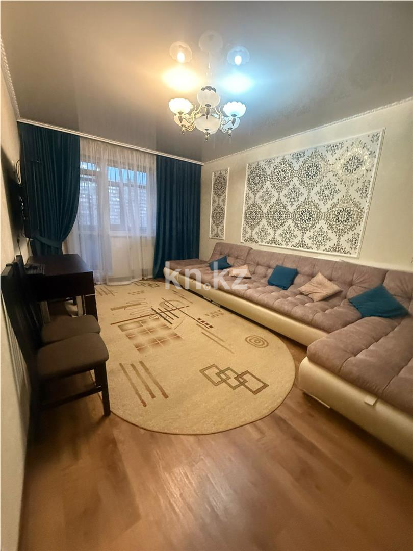 Продажа 3-комнатной квартиры, 82 м², ул. Сарыарка в Караганде - фото 2