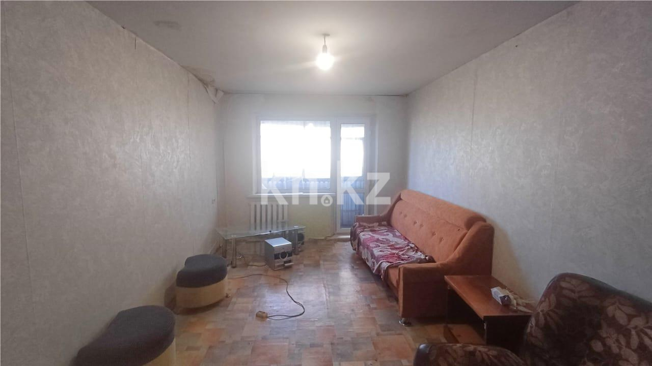 Продажа 2-комнатной квартиры, 44 м², мкр-н 14 - Продажа  однокомнатных, двухкомнатных, трехкомнатных квартир в Караганде фото 1 из 10