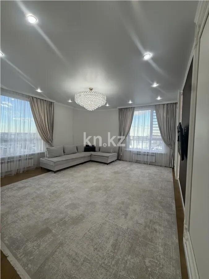 Продажа 4-комнатной квартиры, 130 м² в Астане