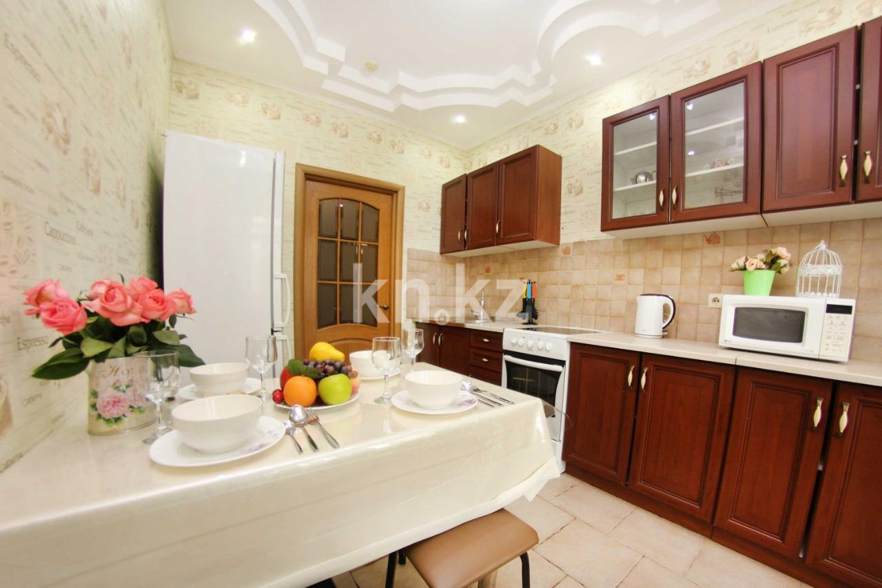 Аренда 3-комнатной квартиры посуточно, 95 м² - Аренда трехкомнатных квартир посуточно в Алматы фото 5 из 20