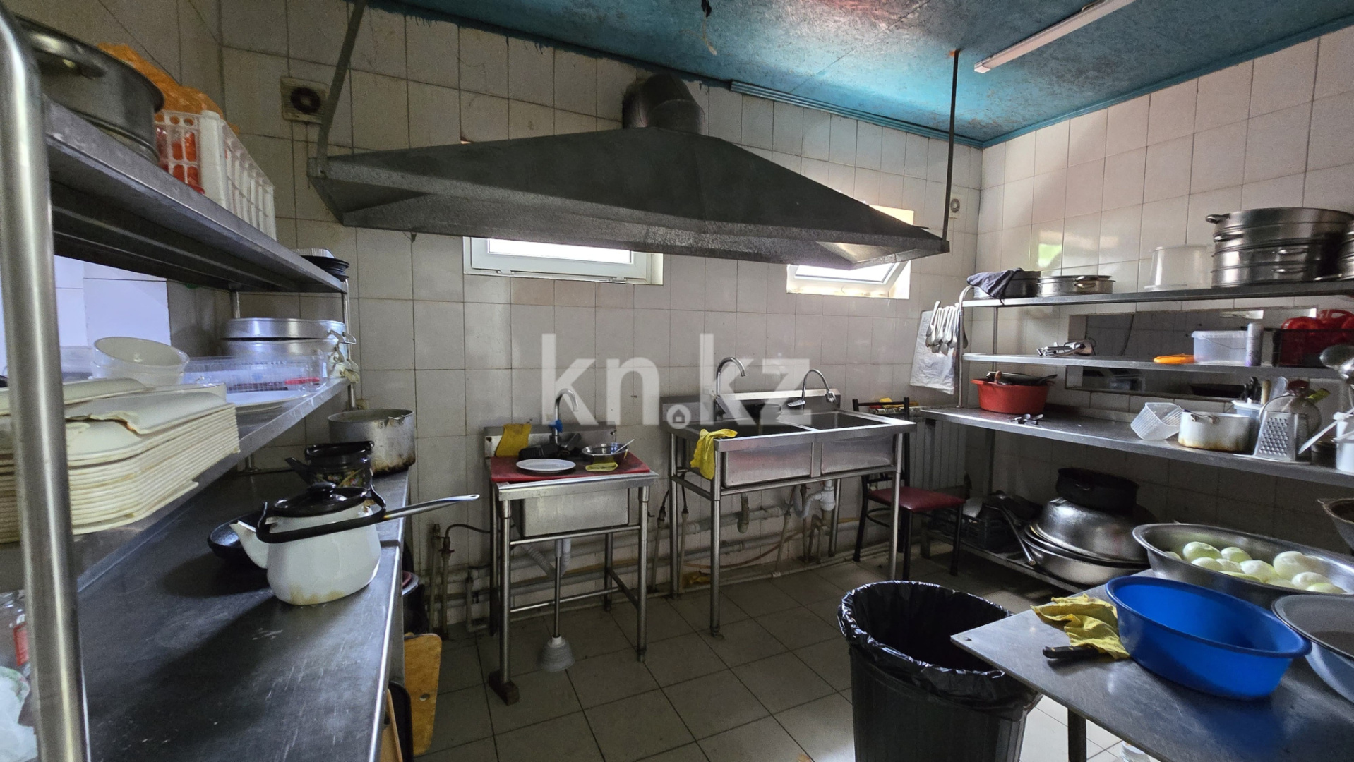 Продажа , 980.6 м², ул. Жамакаева, дом  220 - Продажа зданий в Алматы фото 13 из 27