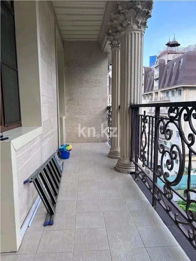 Продажа 3-комнатной квартиры, 122.7 м², ул. Омаровой, дом  37 в Алматы - фото 8