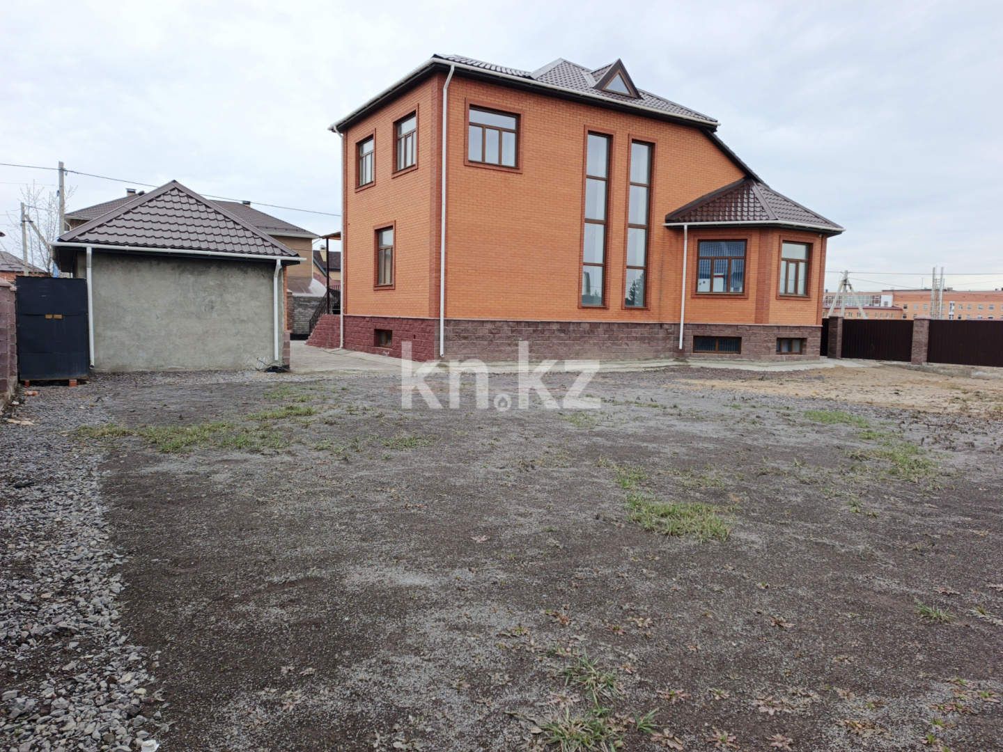 Аренда 7-комнатного дома, 449.1 м² - Аренда домов в Караганде фото 3 из 3