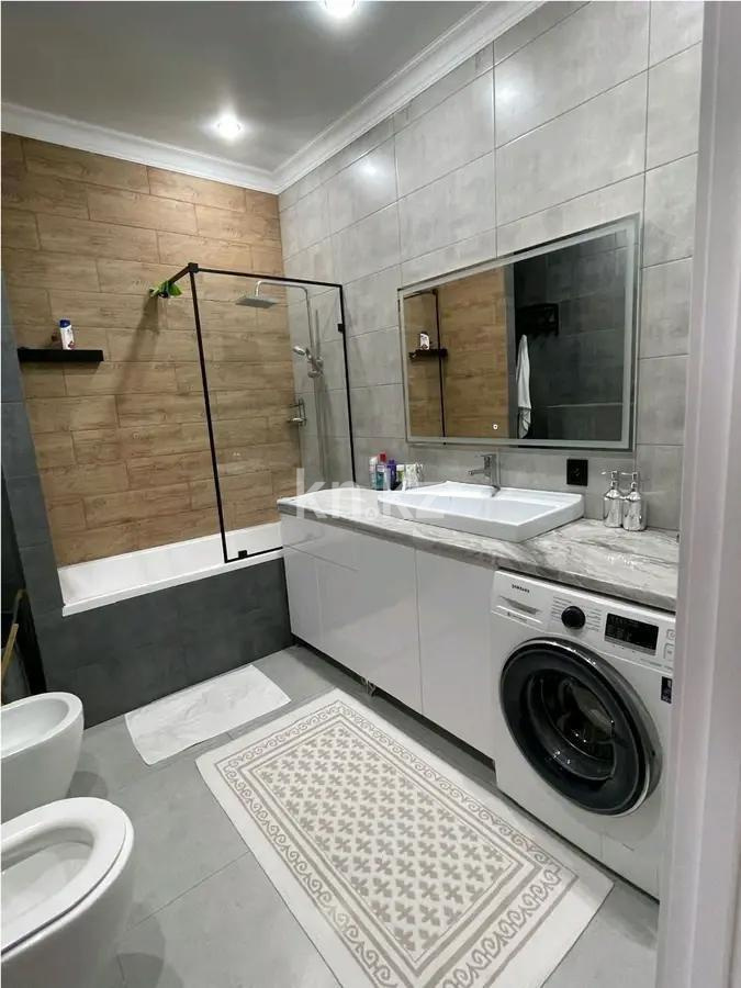 Продажа 4-комнатной квартиры, 136 м², ул. Мухамедханова, дом  12/3 в Астане - фото 8