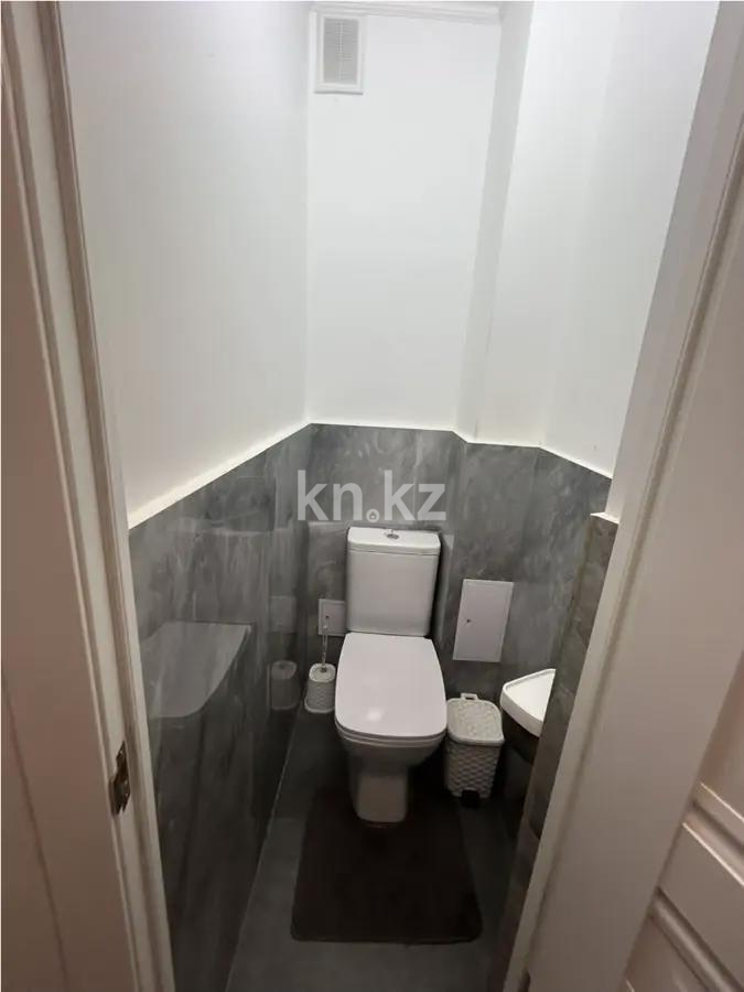 Продажа 3-комнатной квартиры, 64 м², ул. Катаева, дом  96 в Алматы - фото 6