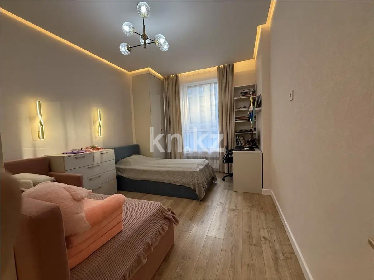 Продажа 3-комнатной квартиры, 90 м², ул. Байтурсынова, дом  14 в Астане - фото 3