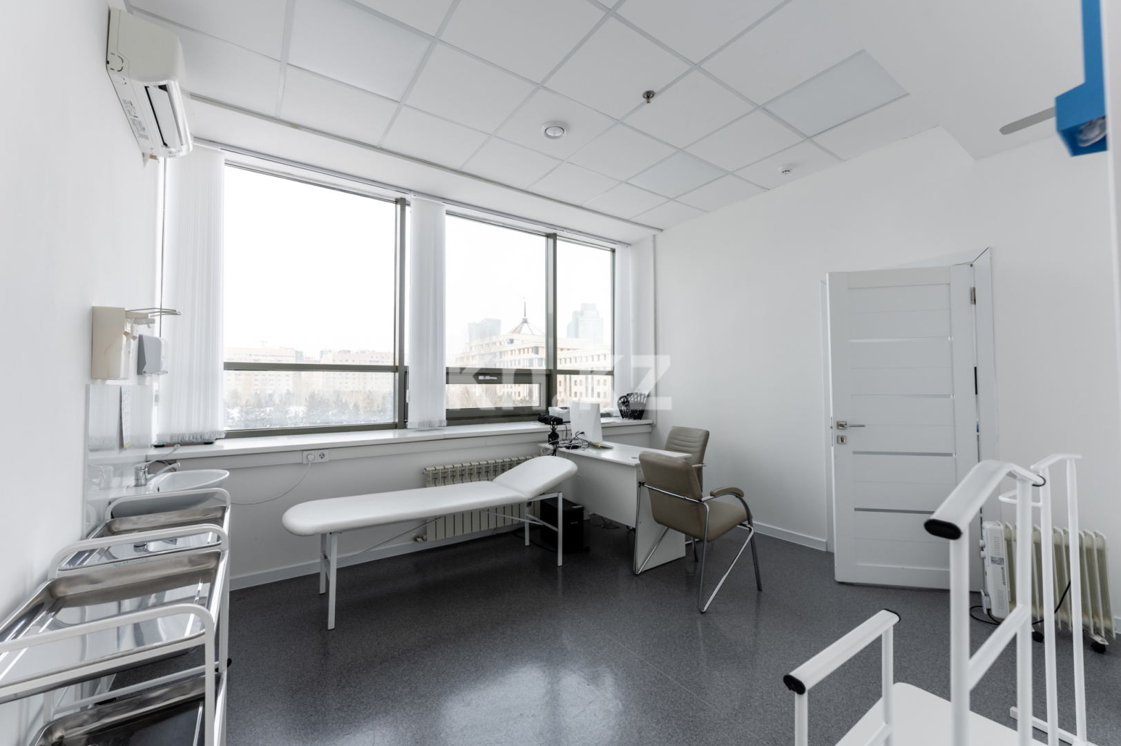 Продажа помещения, 245.5 м² - Продажа офисных и торговых помещений в Астане фото 13 из 28