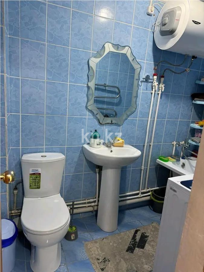 Продажа 2-комнатной квартиры, 49 м², мкр-н 19, дом  45а в Караганде - фото 4