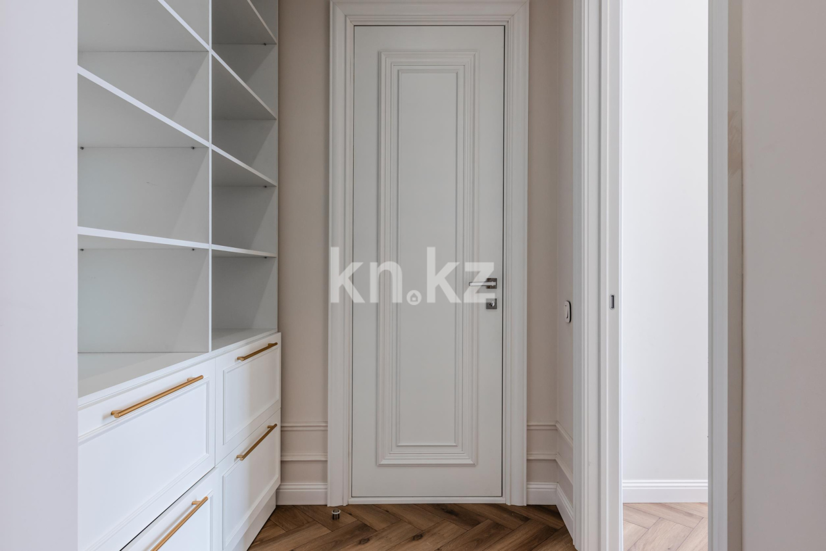 Аренда 2-комнатной квартиры посуточно, 75 м², ул. Розыбакиева, дом  336 - Аренда  двухкомнатных квартир посуточно в Алматы фото 10 из 30