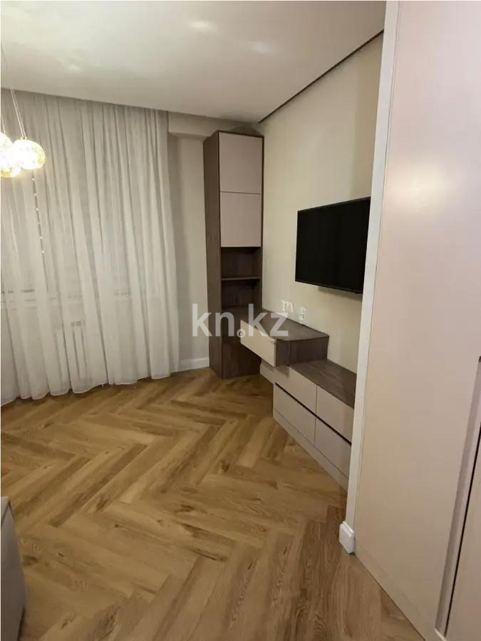 Продажа 3-комнатной квартиры, 100 м², ул. Кунаева, дом  14/2 в Астане