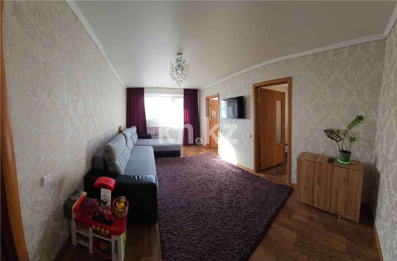 Продажа 4-комнатной квартиры, 61 м², мкр-н 11а - Продажа  четырехкомнатных квартир в Караганде фото 1 из 9