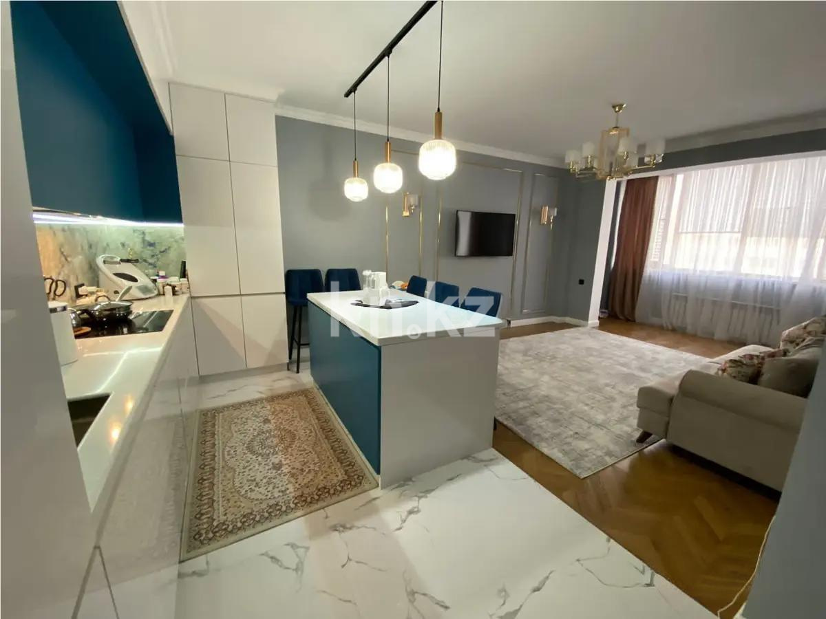 Продажа 3-комнатной квартиры, 95 м², мкр-н Аксай-5, дом  25 в Алматы
