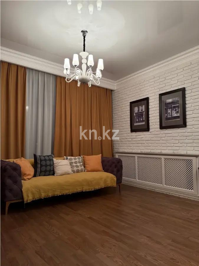 Продажа 3-комнатной квартиры, 128 м², ул. Ходжанова, дом  92 - Продажа квартир в Алматы без посредников с фото фото 1 из 3