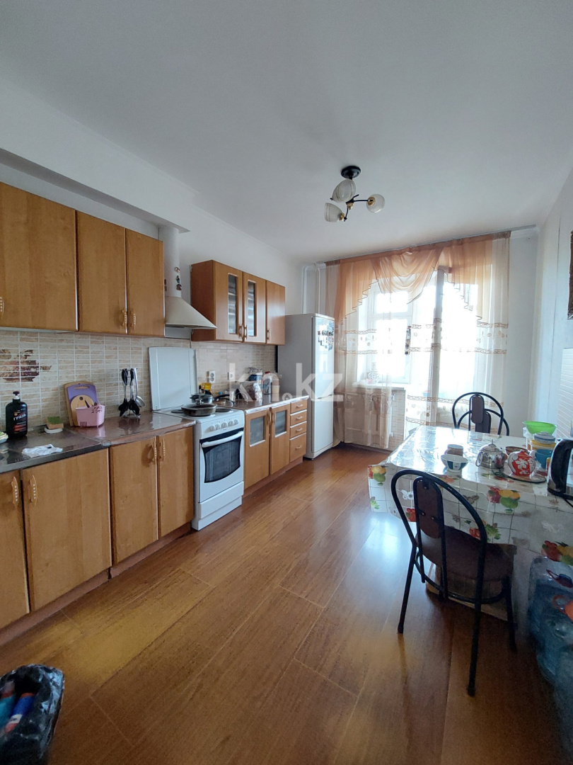 Продажа 3-комнатной квартиры, 92 м², пр. Абылай хана, дом  6/5 - Продажа квартир в Астане фото 1 из 15