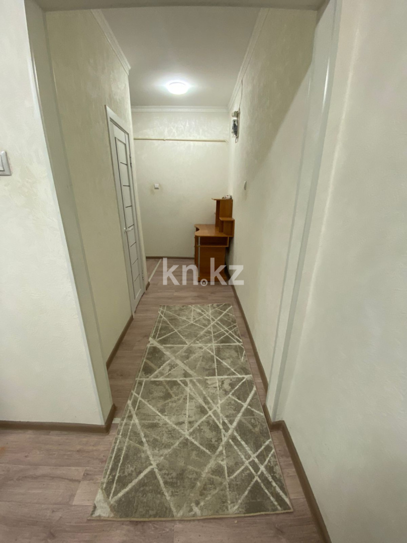 Продажа 1-комнатной квартиры, 40 м², мкр-н 8, дом  22 - Продажа квартир в Таразе фото 1 из 5