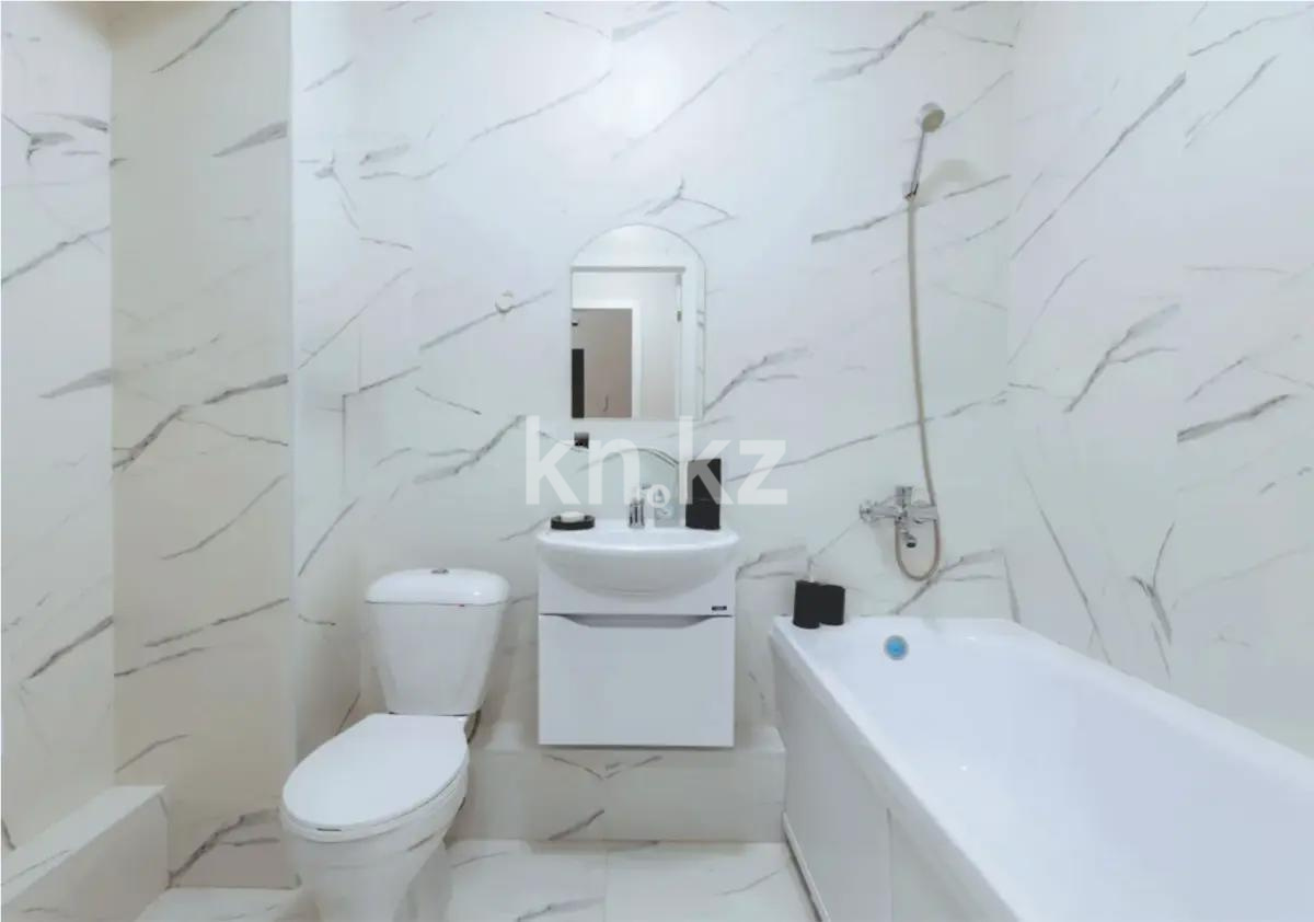 Продажа 2-комнатной квартиры, 60.25 м², ул. Е-103, дом  5 в Астане