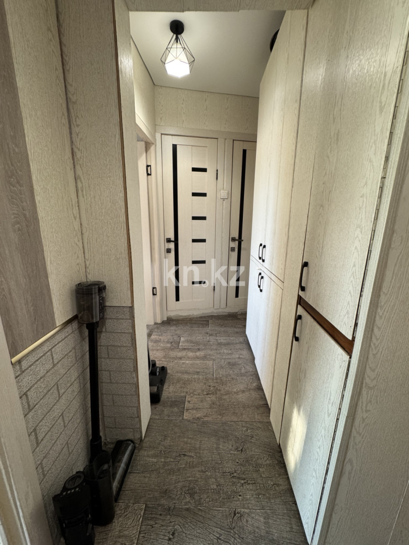 Продажа 2-комнатной квартиры, 52 м², пр. Республики, дом  18/2 - Продажа квартир в Караганде фото 10 из 18