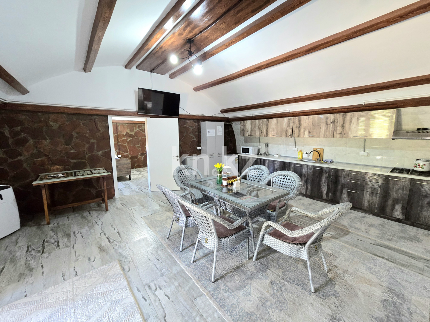 Продажа , 450 м², с.Бургулюк, дом  1111 - Продажа квартир в Шымкенте фото 11 из 40