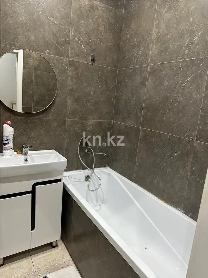 Продажа 2-комнатной квартиры, 43.7 м² в Алматы - фото 4