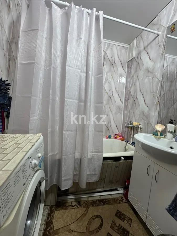 Продажа 2-комнатной квартиры, 50 м², ул. Карла Маркса, дом  14а - Продажа квартир в Шахтинске без посредников фото 4 из 6