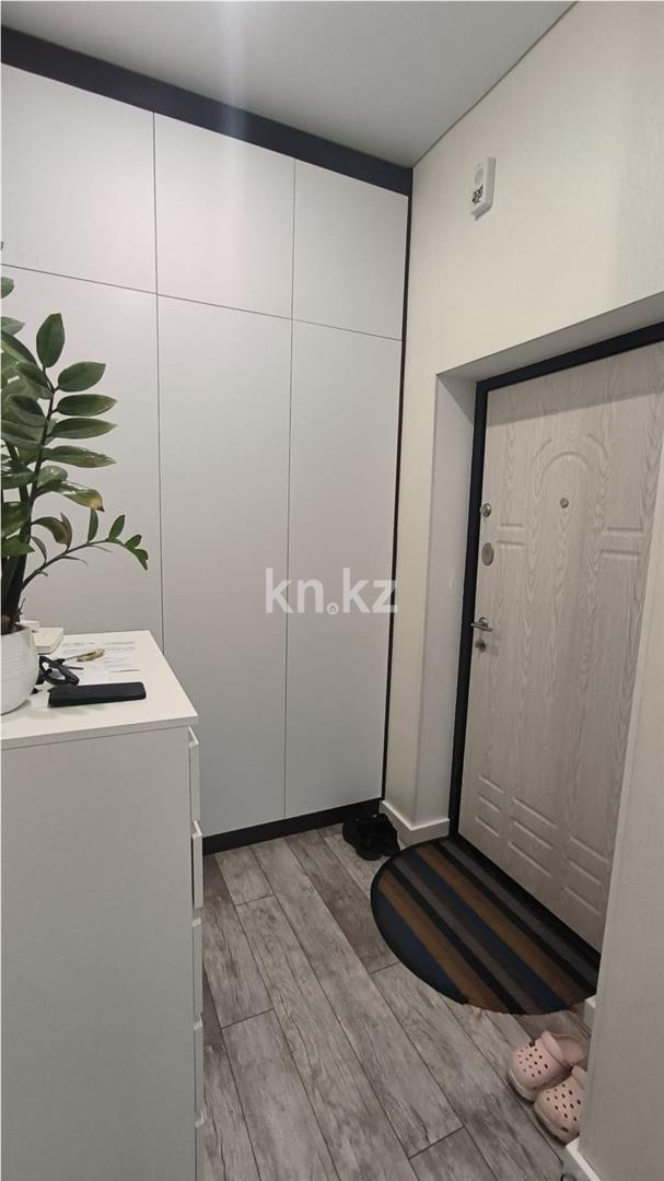 Продажа 2-комнатной квартиры, 55 м², пр. Шахтеров - Продажа  двухкомнатных квартир в Караганде фото 13 из 14