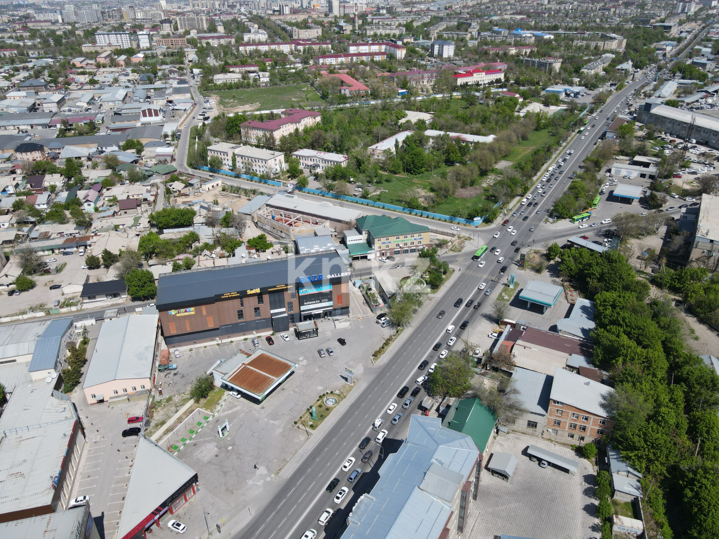 Аренда здания, 1000 м² - Аренда недвижимости в Шымкенте фото 1 из 13